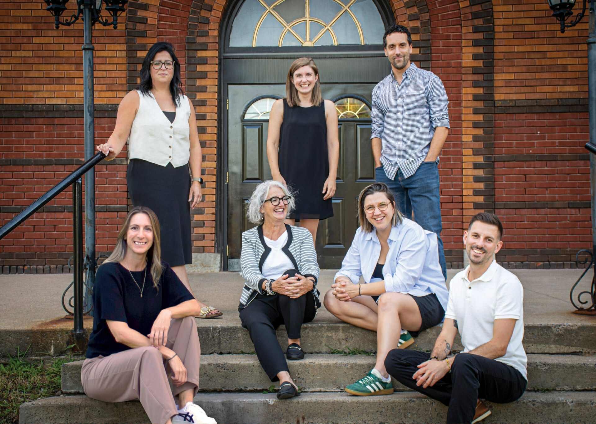 Isabel Desrochers, Marik Grégoire, Bruno Montambault, Jessica Dumais, Marthe Fafard, Véronique Payette et Étienne Dupuis.
