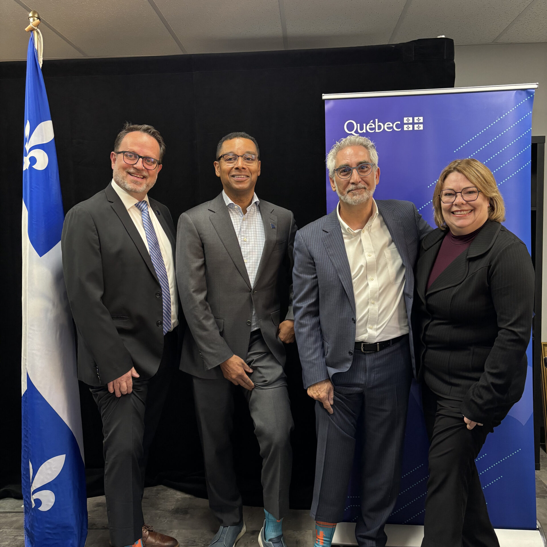 François St-Louis, Lionel Carmant, François Savoie et la directrice générale adjointe du CISSS de Lanaudière, Annie Plante. (Photo gracieuseté)