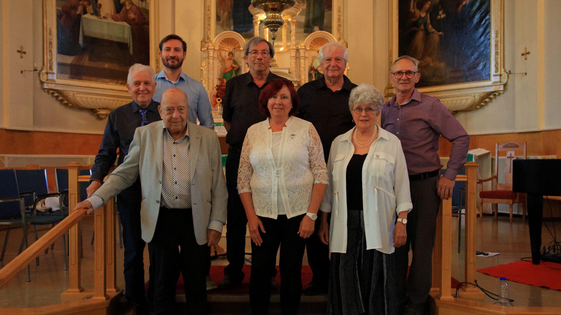 Daniel Chicon, président Haut-de-Dronne, Périgord-Québec, Louis Freyd, maire sortant de Sainte-Mélanie, Claude Perreault, ex président de Québec-France Lanaudière, Gilles Tessier, fondateur du comité Jumelage, Agnès Derouin, présidente de Québec-France Lanaudière, Serge Lambert, ex-maire et fondateur du comité Jumelage, Louise Patoine, secrétaire du comité Jumelage et François Vincent, président du comité Jumelage. 
Photo gracieuseté- Martin Valois