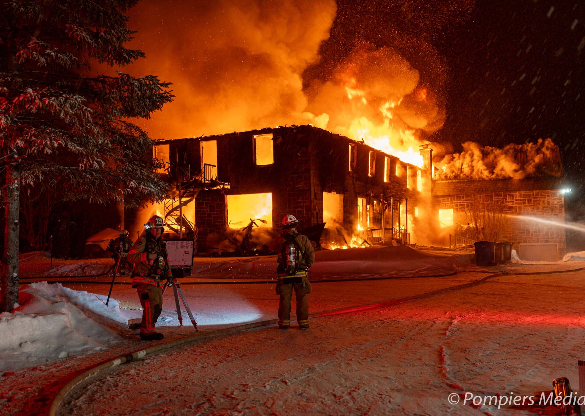 (Photo gracieuseté - Pompiers Média)