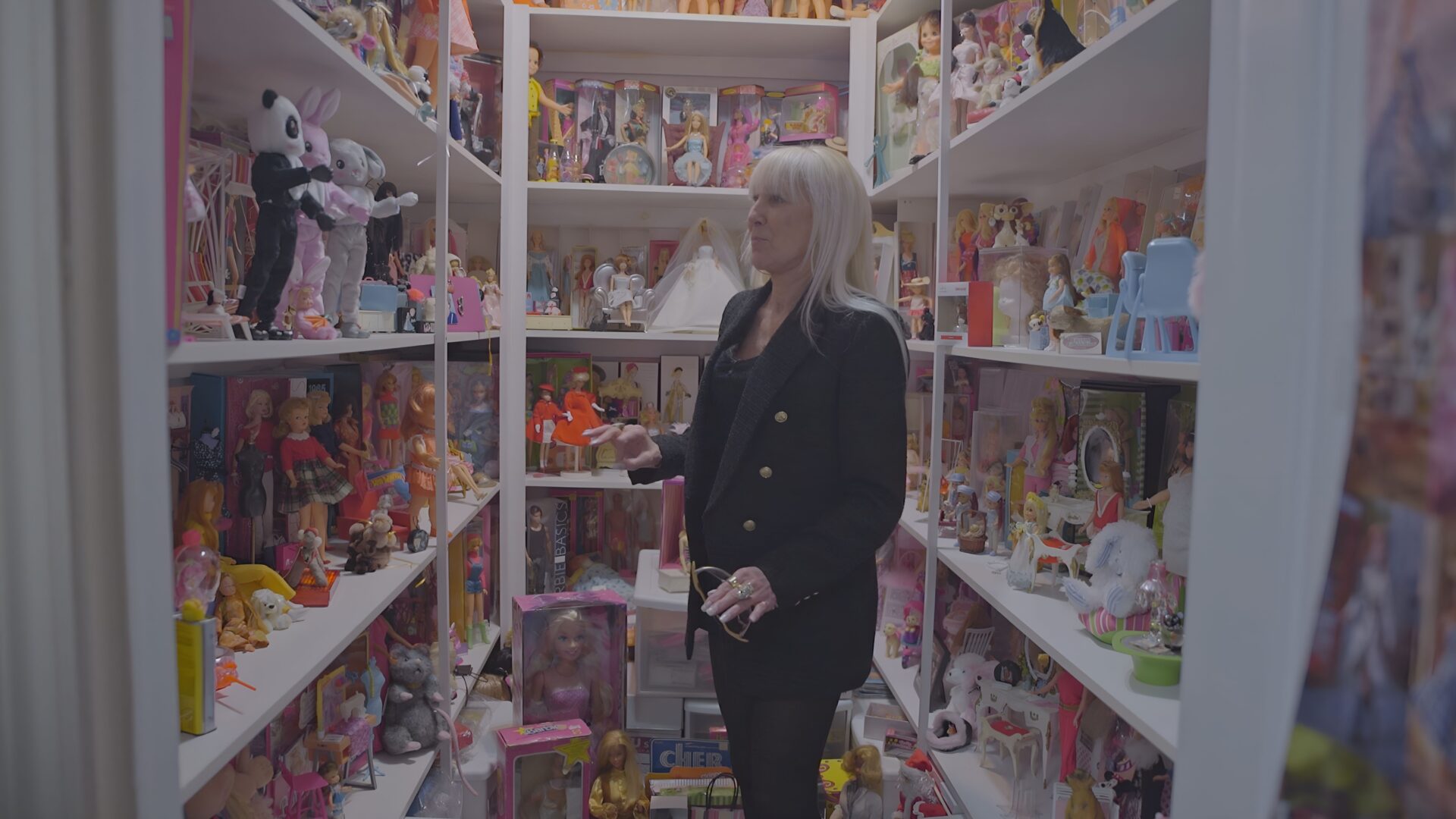 Une scène du documentaire Barbie Boomer. (Photo gracieuseté)