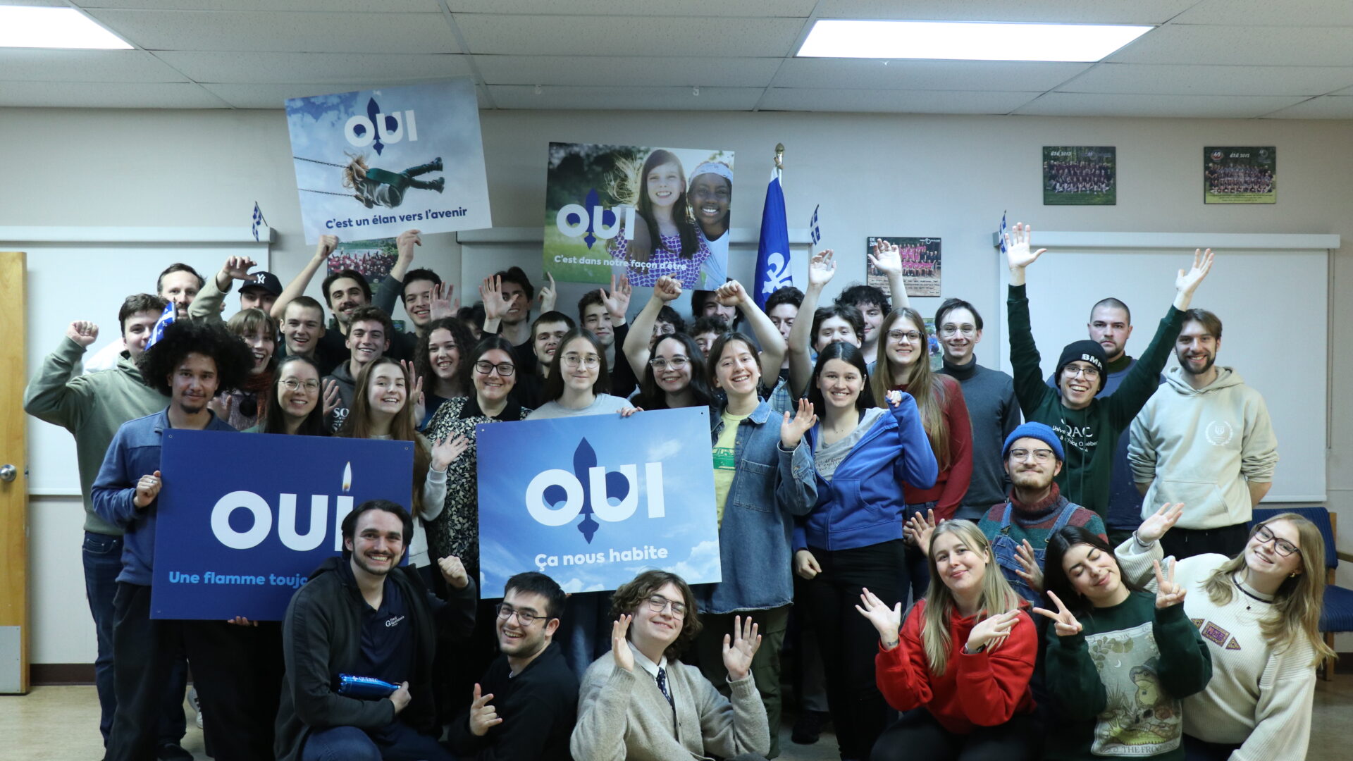 Le groupe de l’aile jeunesse péquiste au Camp De-La-Salle. (Photo gracieuseté)