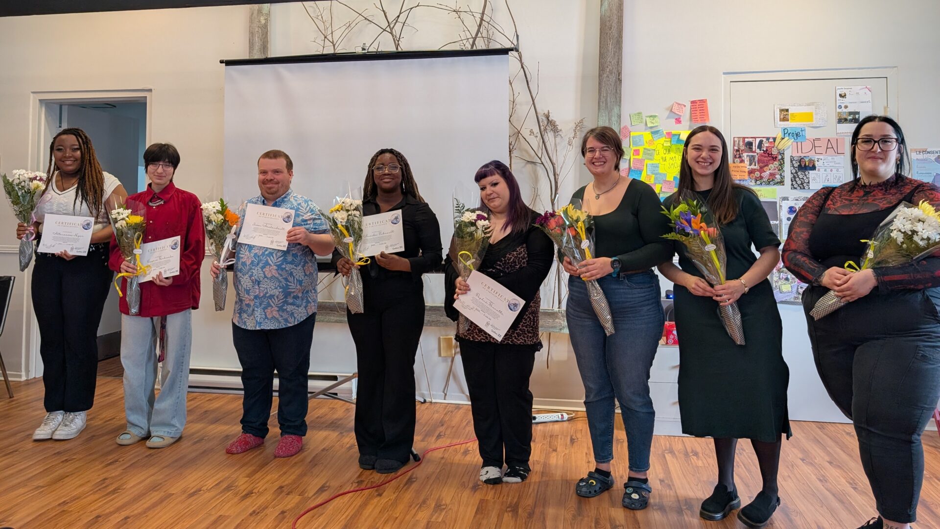 Plusieurs participants se sont vu remettre des certificats pour leur implication au sein du projet IDÉAL. (Photo Médialo – Jason Joly)