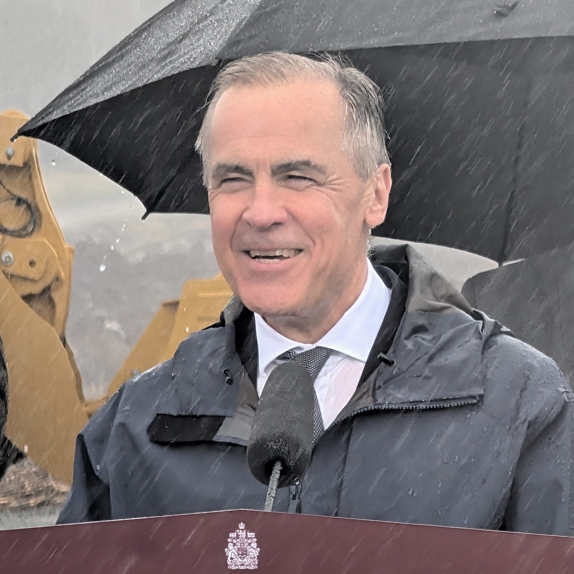 Le premier ministre du Canada, Mark Carney, était de passage à Saint-Michel-des-Saints pour lancer les travaux de la mine de graphite. (Photo Médialo - Jason Joly)