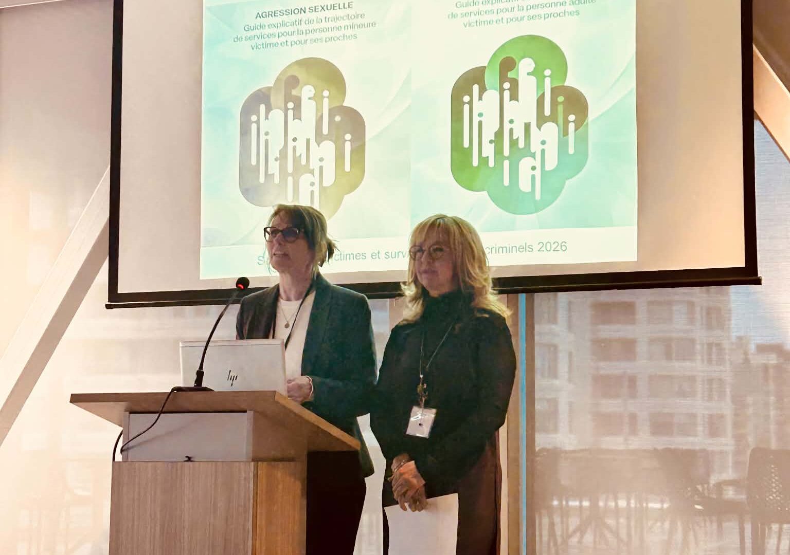 Nathalie Hamelin et Claudine Dupuis, agentes de planification de programmation et de recherche au CISSS de Lanaudière et responsables de la rédaction et de la coordination des travaux. (Photo gracieuseté)