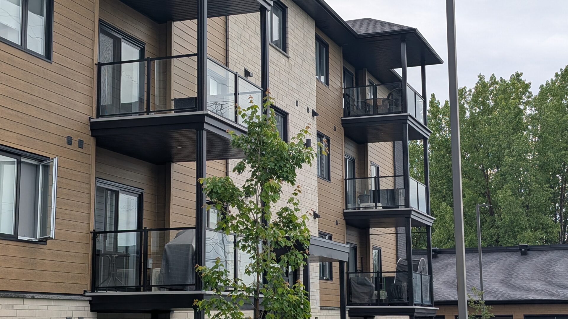 Pour être considérés comme abordables, les logements doivent respecter les loyers maximaux imposés par la Société d’habitation du Québec. (Photo Médialo - Jason Joly)