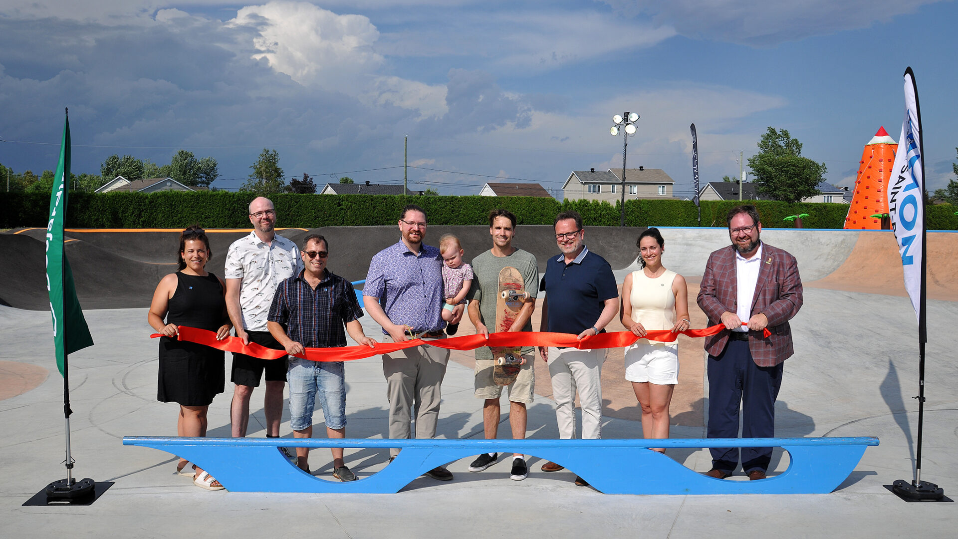 Fanny Derouin, Dominic Riopel, Dominique Mondor, Marc Pelletier, Hugo Papillon, François St-Louis, Myriam Laporte et Pierre-Luc Bellerose. Photo gracieuseté
