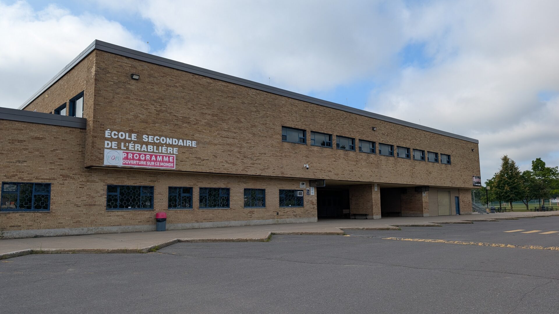 L’école secondaire de l’Érablière à Saint-Félix-de-Valois. (Photo Médialo – Jason Joly)