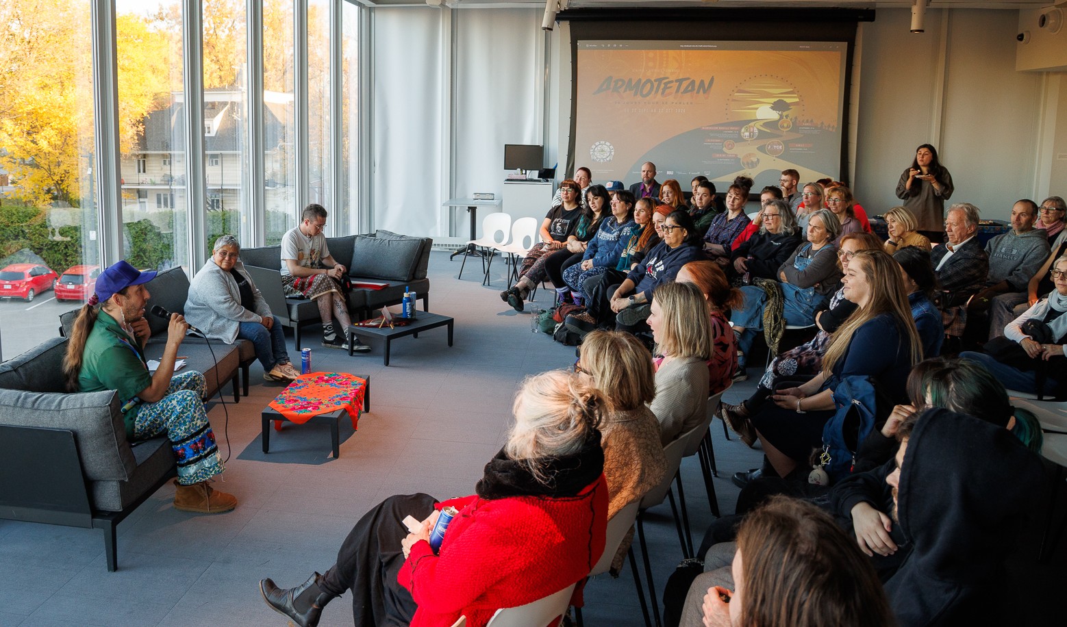Un panel animé par Xavier Watso a eu lieu le 22 octobre. (Photo gracieuseté - Benoit Dupont | Dupont Photo)
