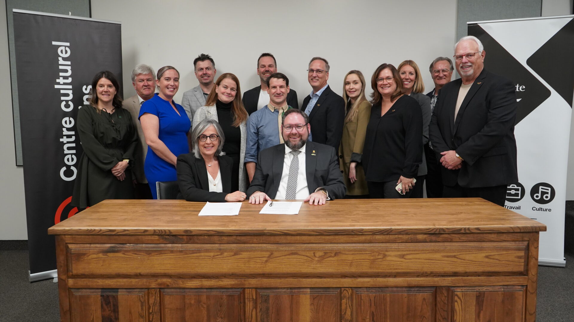 L'officialisation de l'entente entre la Ville de Joliette et le Centre culturel Desjardins. (Photo gracieuseté)