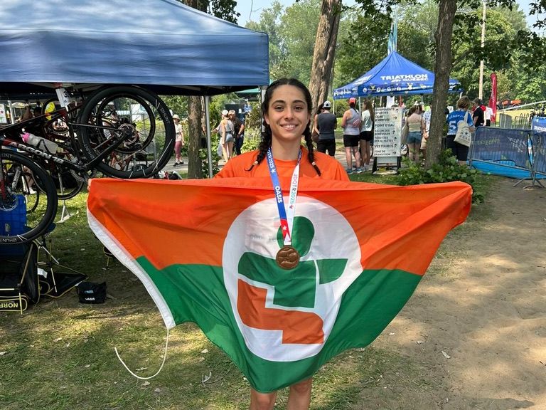 Clara Dello Sbarba, médaillée de bronze en triathlon

Crédit photo : Gracieuseté