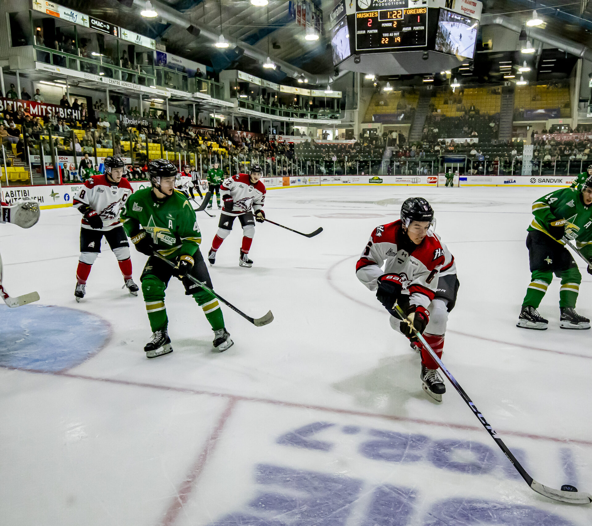 Les Huskies ont été battus par les Foreurs.

Photo gracieuseté Dany Germain.