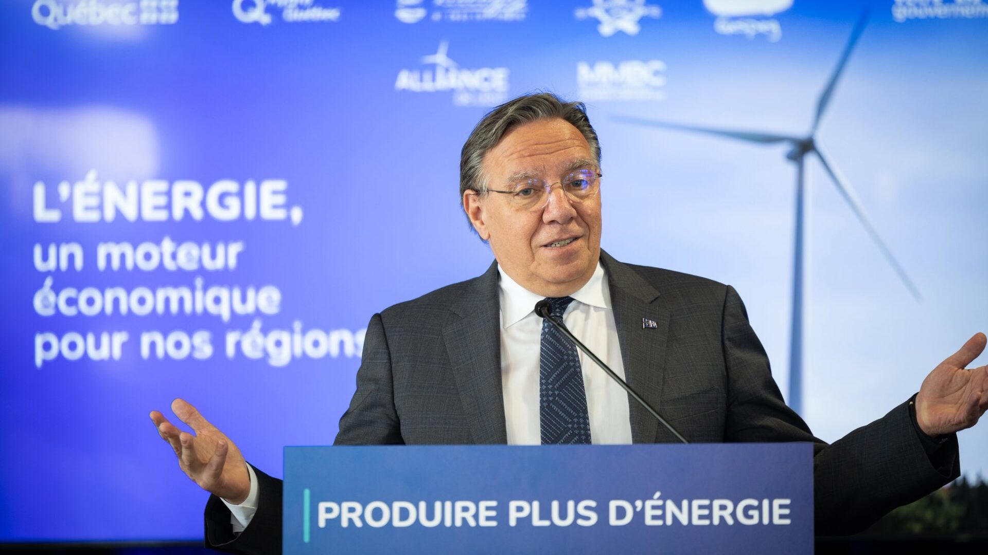 François Legault, premier ministre et ministre responsable de notre région.

Photo tirée du site du premier ministre du Québec. Photographe : Émilie Nadeau.