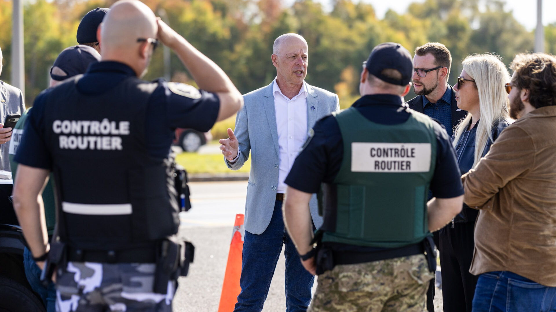 Des contrôleurs routiers.

Photo gracieuseté.