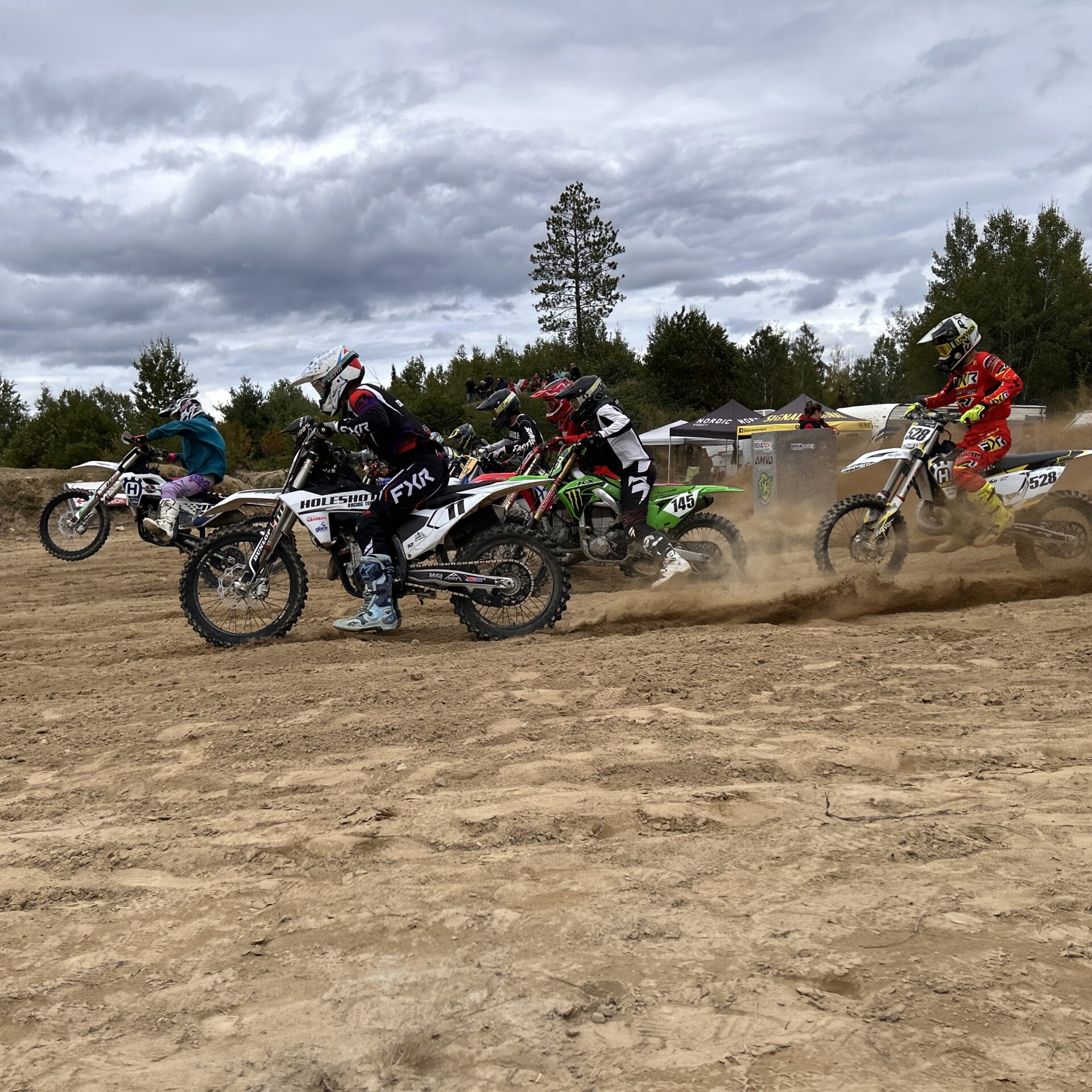 La piste de motocross de Saint-Édouard-de-Fabre a vibré.

Photo gracieuseté.