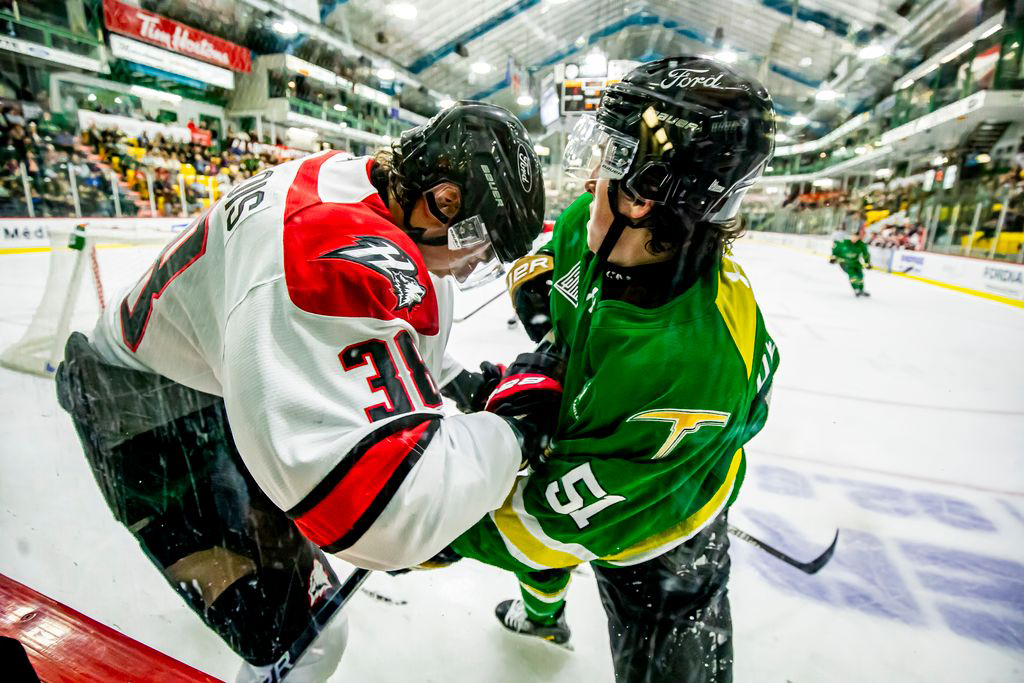 Le duel contre les Huskies.

Photo gracieuseté Dany Germain.