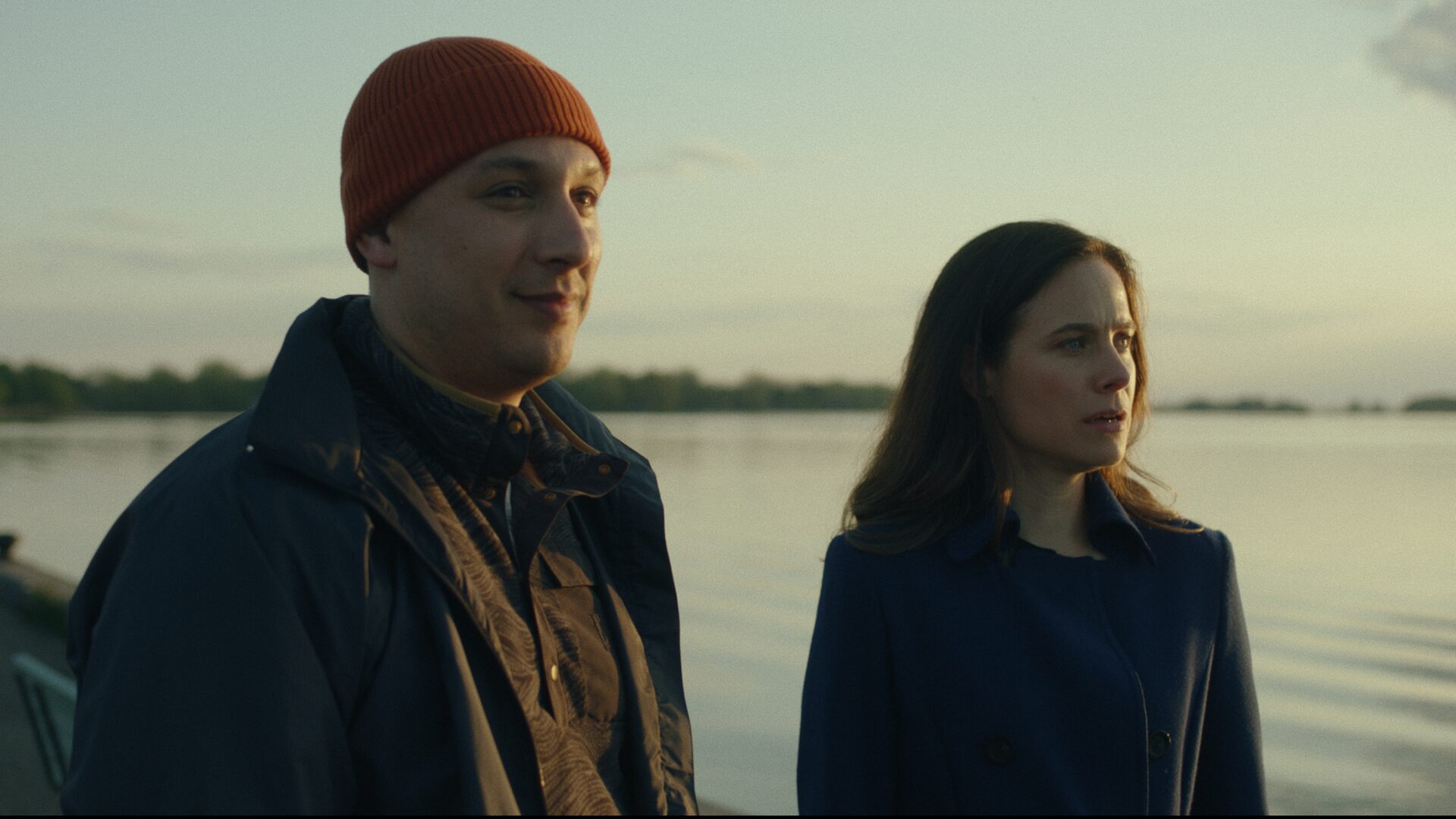 Samian en compagnie de Caroline Dhavernas. 

Photo gracieuseté Pixcom.