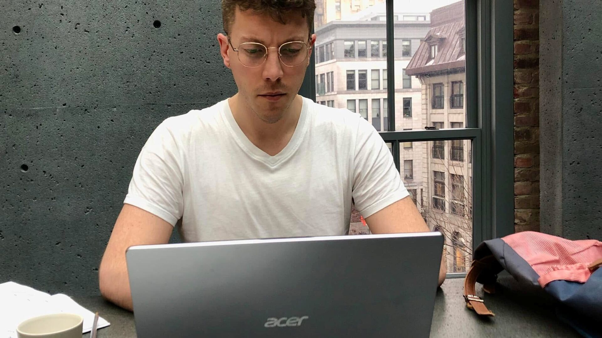Samuel Larochelle est un auteur très engagé. 

Photo gracieuseté.