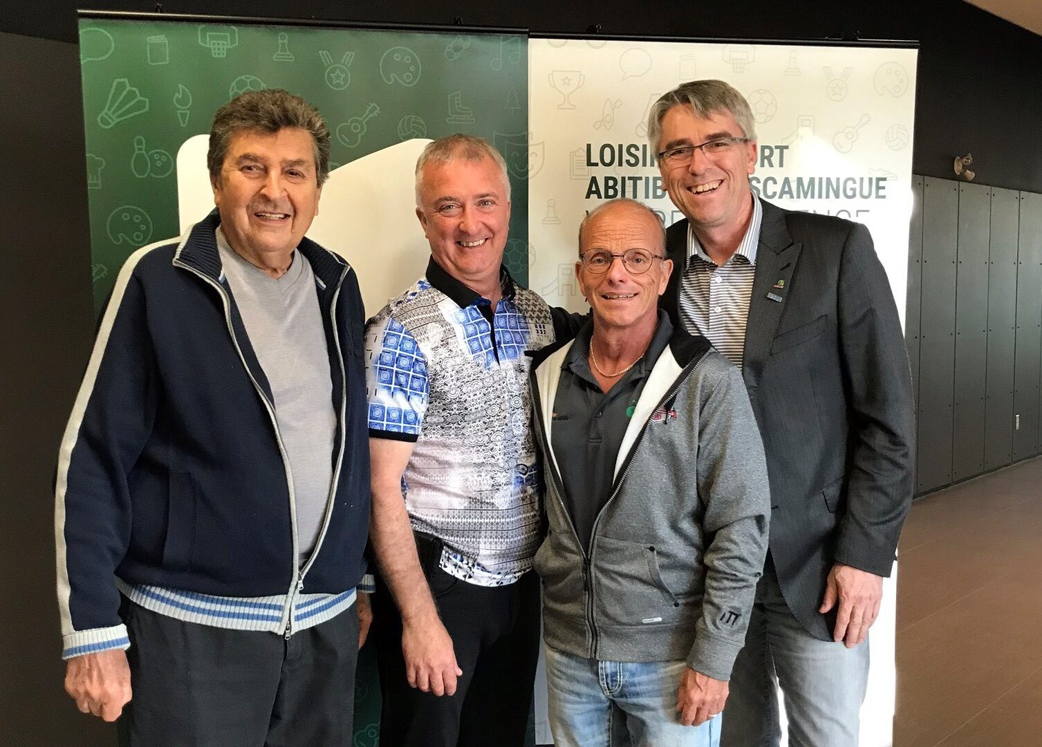 Deuxième en partant de la gauche, Jaclin Bégin.

Photo tirée du site Internet de l'organisme.