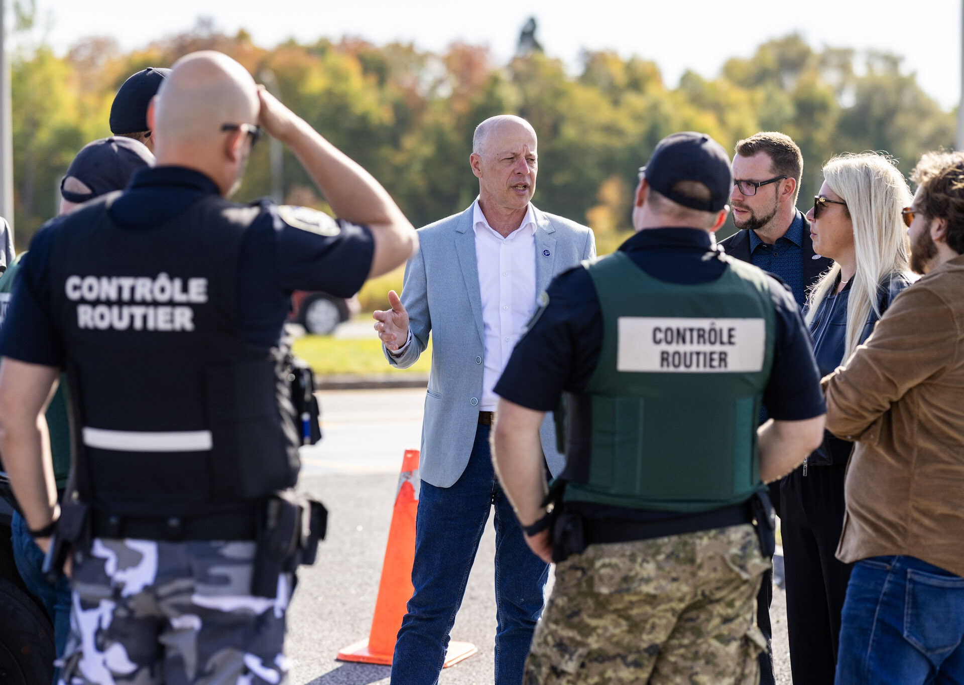 Des contrôleurs routiers.

Photo gracieuseté.