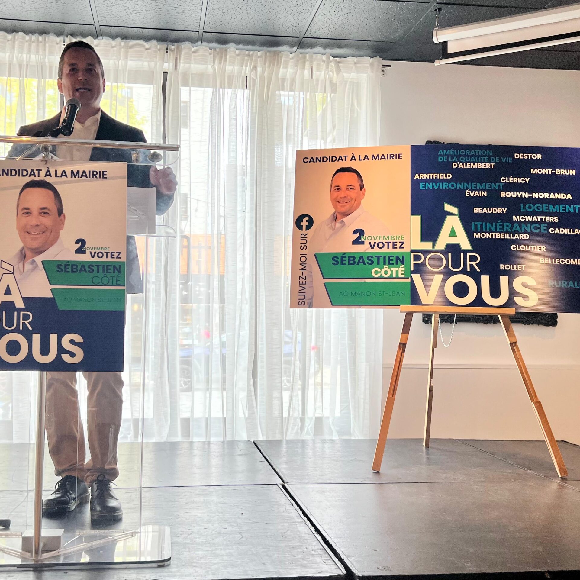 « Je veux être à l’écoute, être présent, là pour mes citoyens », a déclaré Sébastien Côté lors du lancement de sa campagne électorale.  
Crédit Photo : Ricardo Jr Emmanuel – Le Citoyen 

