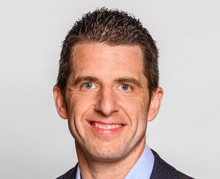 Le président chez Hockey Québec, Christian Labbé, souhaite sensibiliser la communauté du hockey et du sport en général en propulsant des capsules chocs.
Photo : site Web – Hockey Québec
