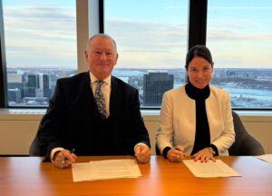À gauche, Rémy Bourgeon, Président d’Alderan et Carolyne Doyon, Présidente-directrice générale Amérique du Nord et Caraïbes Club Med. Photo gracieuseté