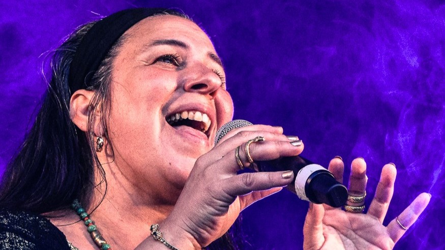 La chanteuse Gabi Macaluso. Photo Valérie Charlebois