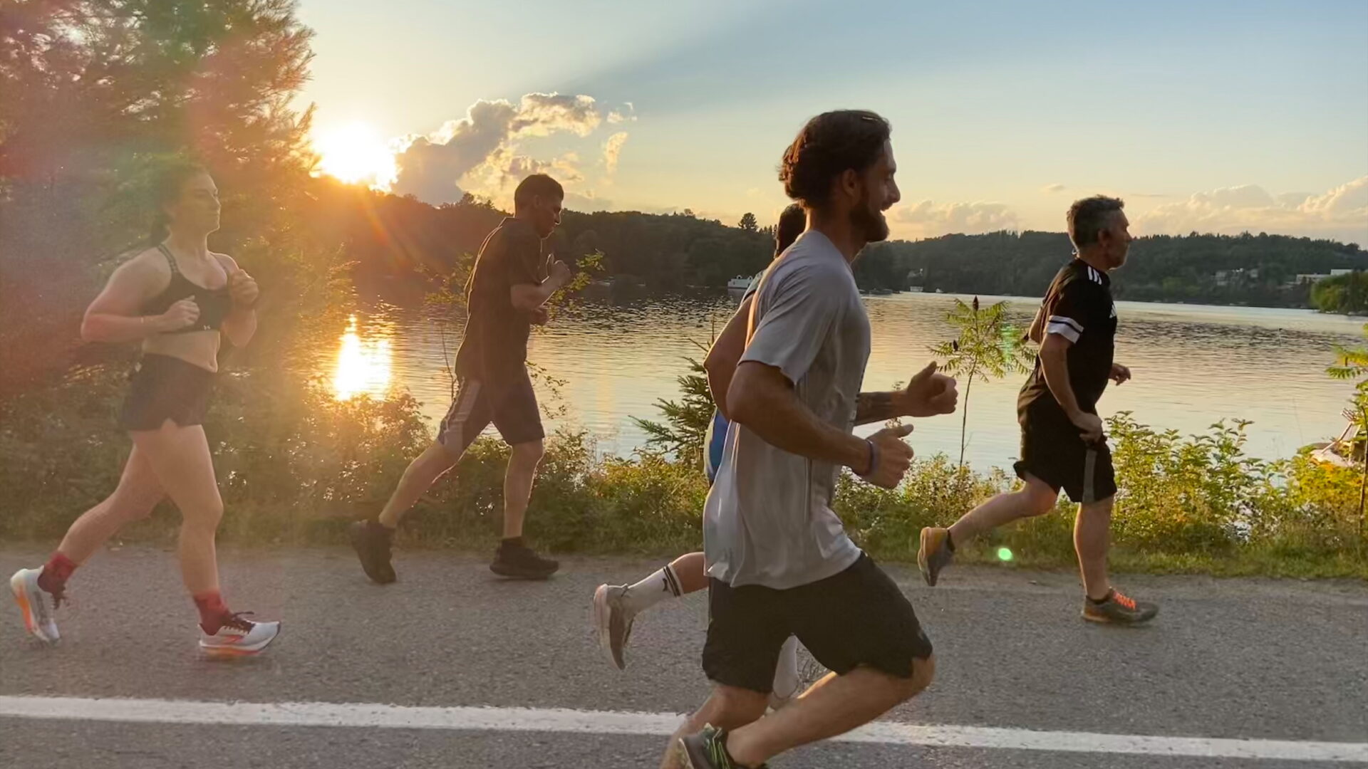Les participants du Running Night Club à Sainte-Agathe.
Photo gracieuseté 
