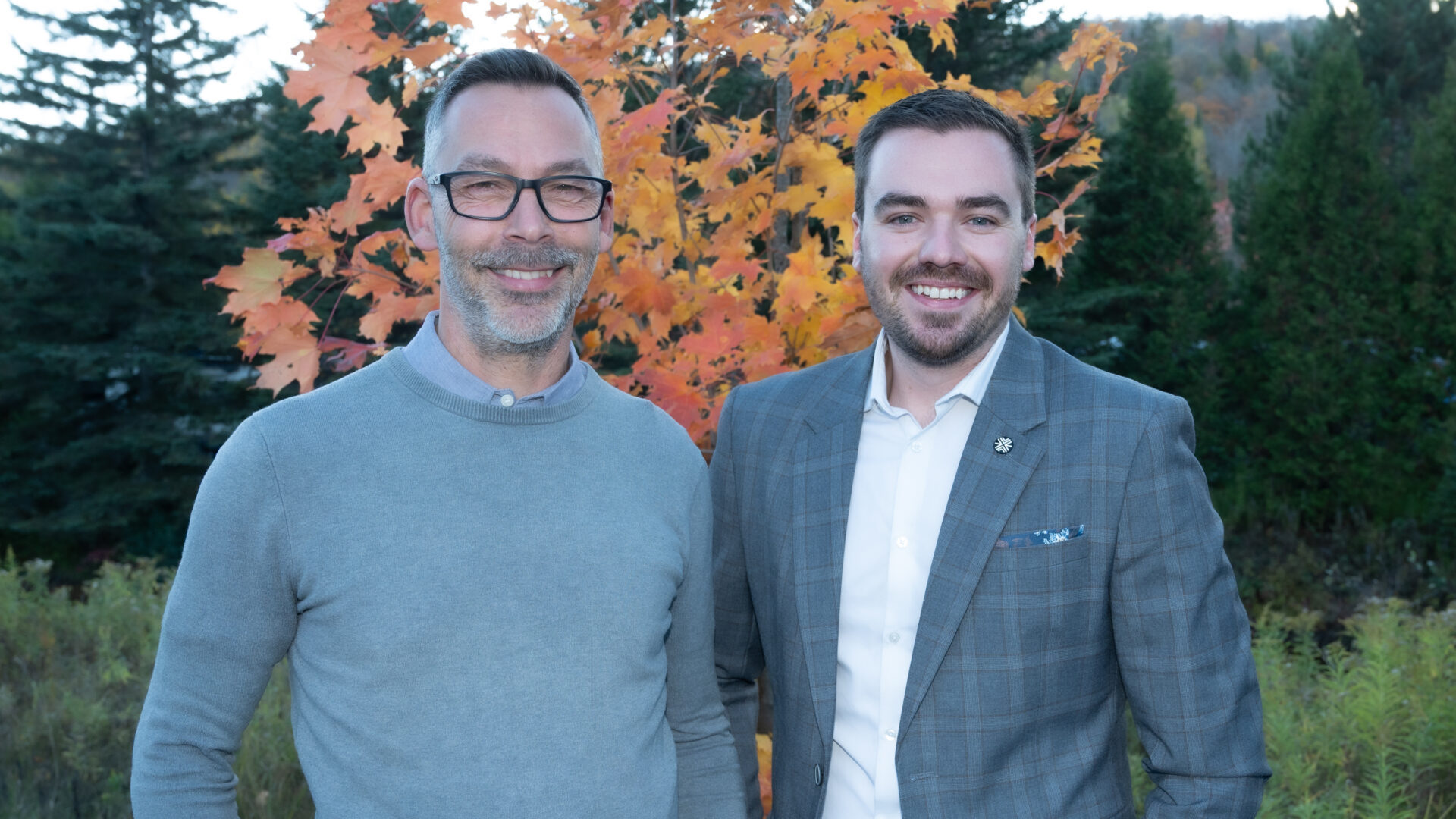 Alain Tanguay (à gauche), directeur général du Parc régional Sainte-Agathe-des-Monts et Alexandre Girard-Duchaine, directeur général de la Chambre de Commerce du Cœur des Laurentides. 

(Photo Michel Guertin) 