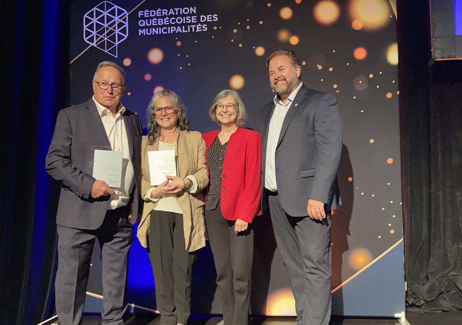 De gauche à droite,  Michel Bazinet, Annick Léveillé et Donna Salvati