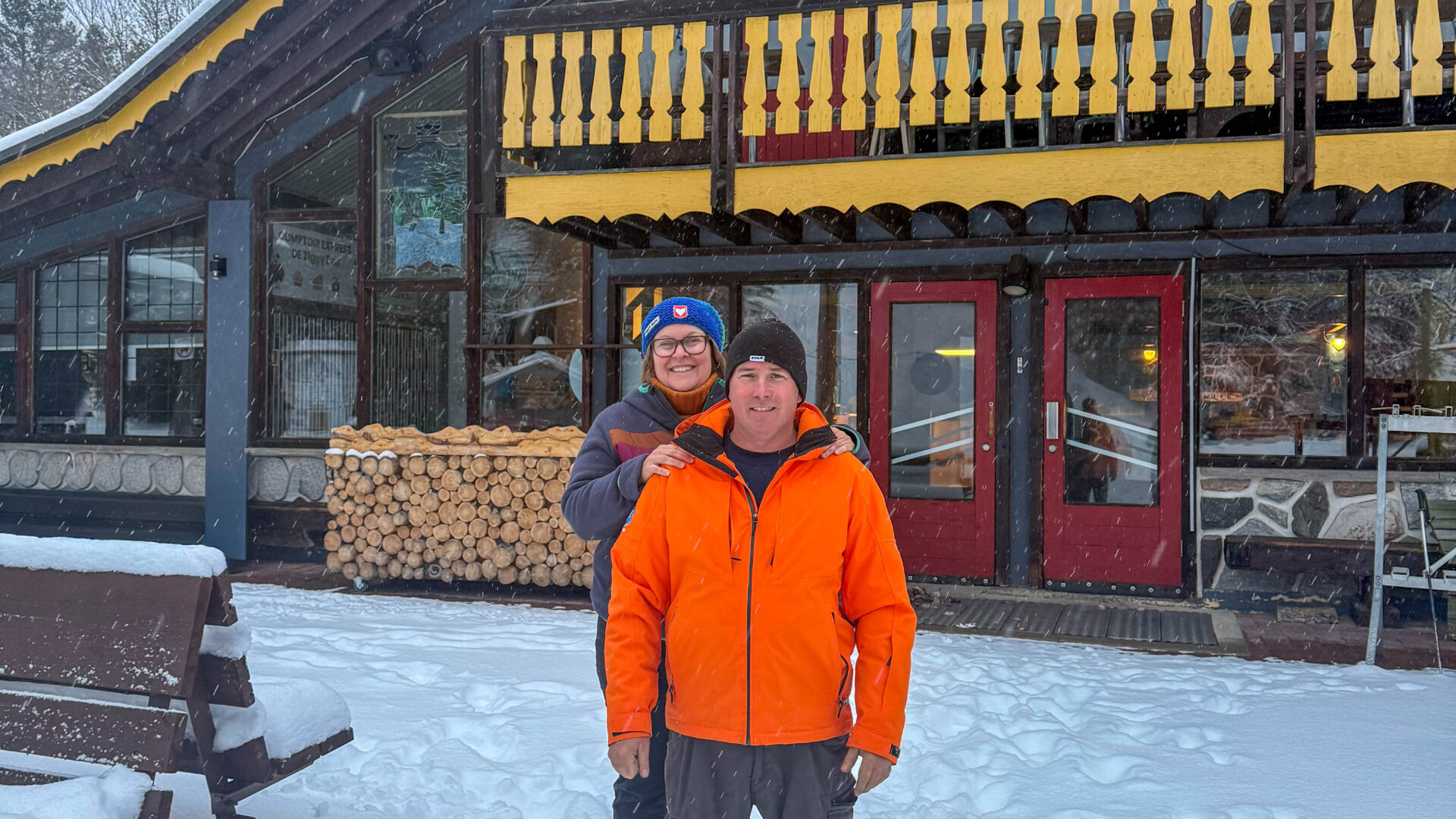 Isabelle Émond et Luc Beaujean, propriétaires de Ski Vallée Bleue. Photo gracieuseté 