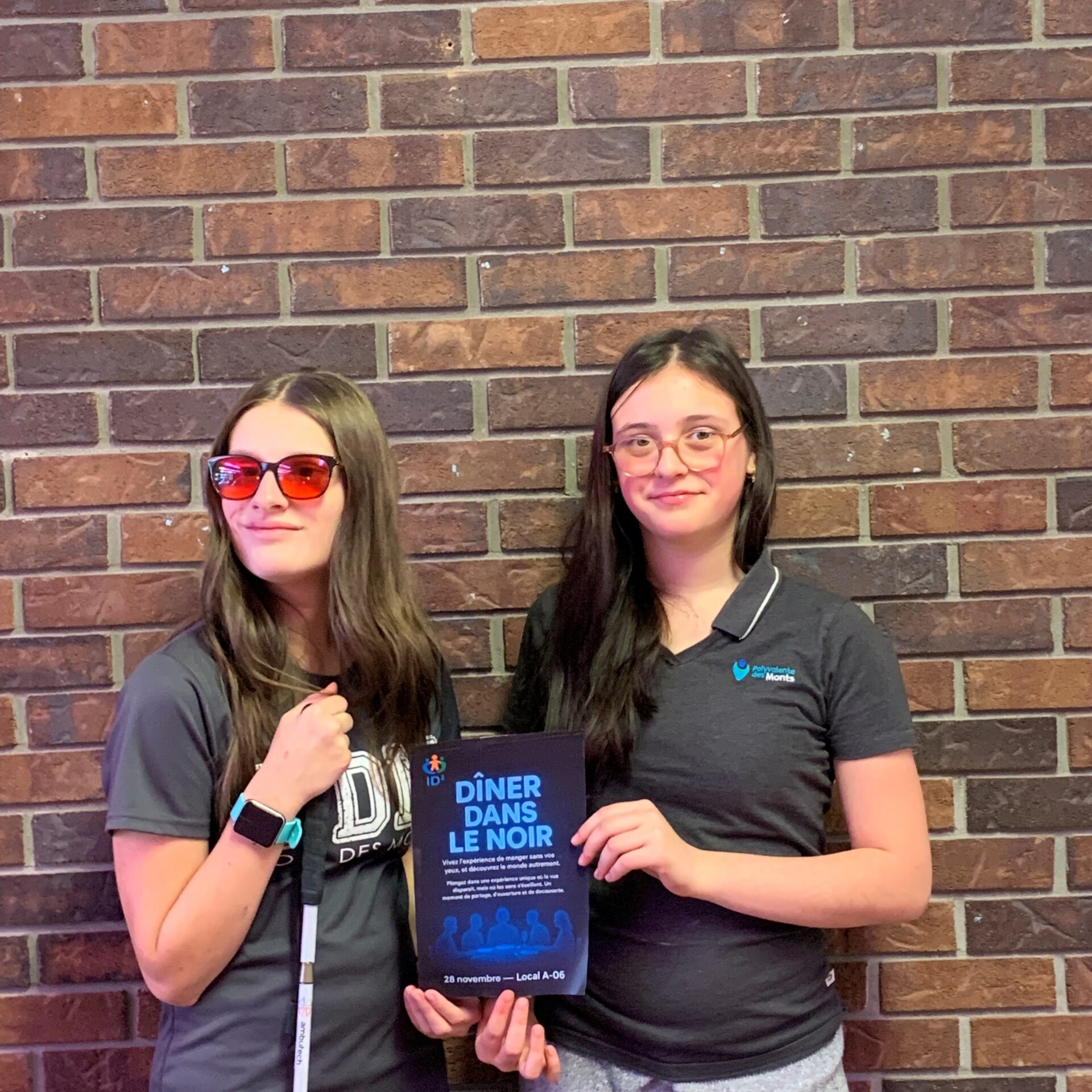 Aurély Ouellette et Alyssia Lessard, présidente et vice-présidente d’ID2. Photo Médialo – Emmanuelle M.-Verschaeve 