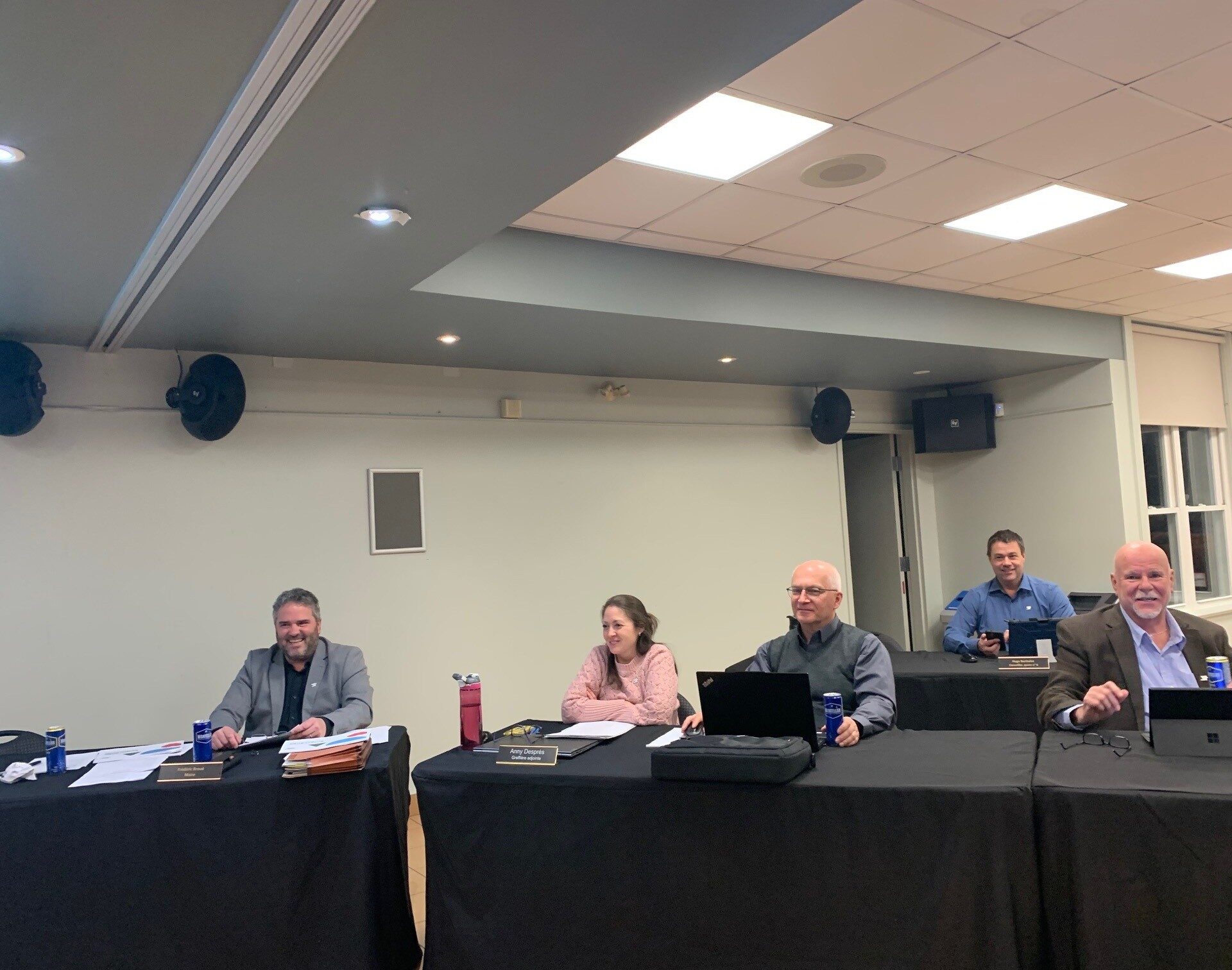 La présentation du budget 2026 lors de la séance extraordinaire du 16 décembre dernier. Photo Médialo – Emmanuelle M. Verschaeve 