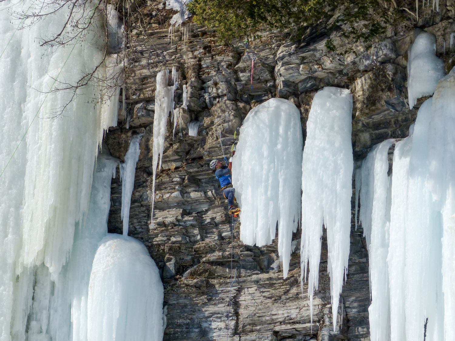 Le grimpeur Gabriel Charette au Festiglace. Photo  Photo Arianne Deslauriers