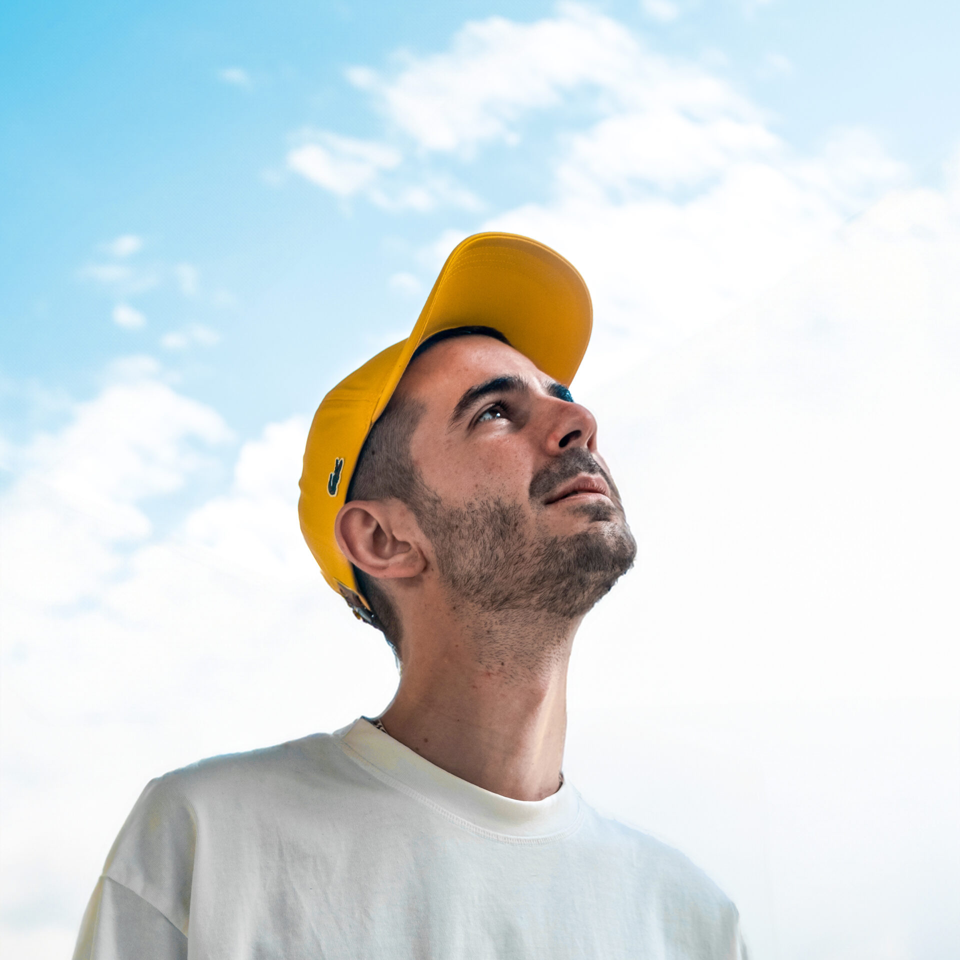 Le chanteur HYL. Photo Gabbie Burns 