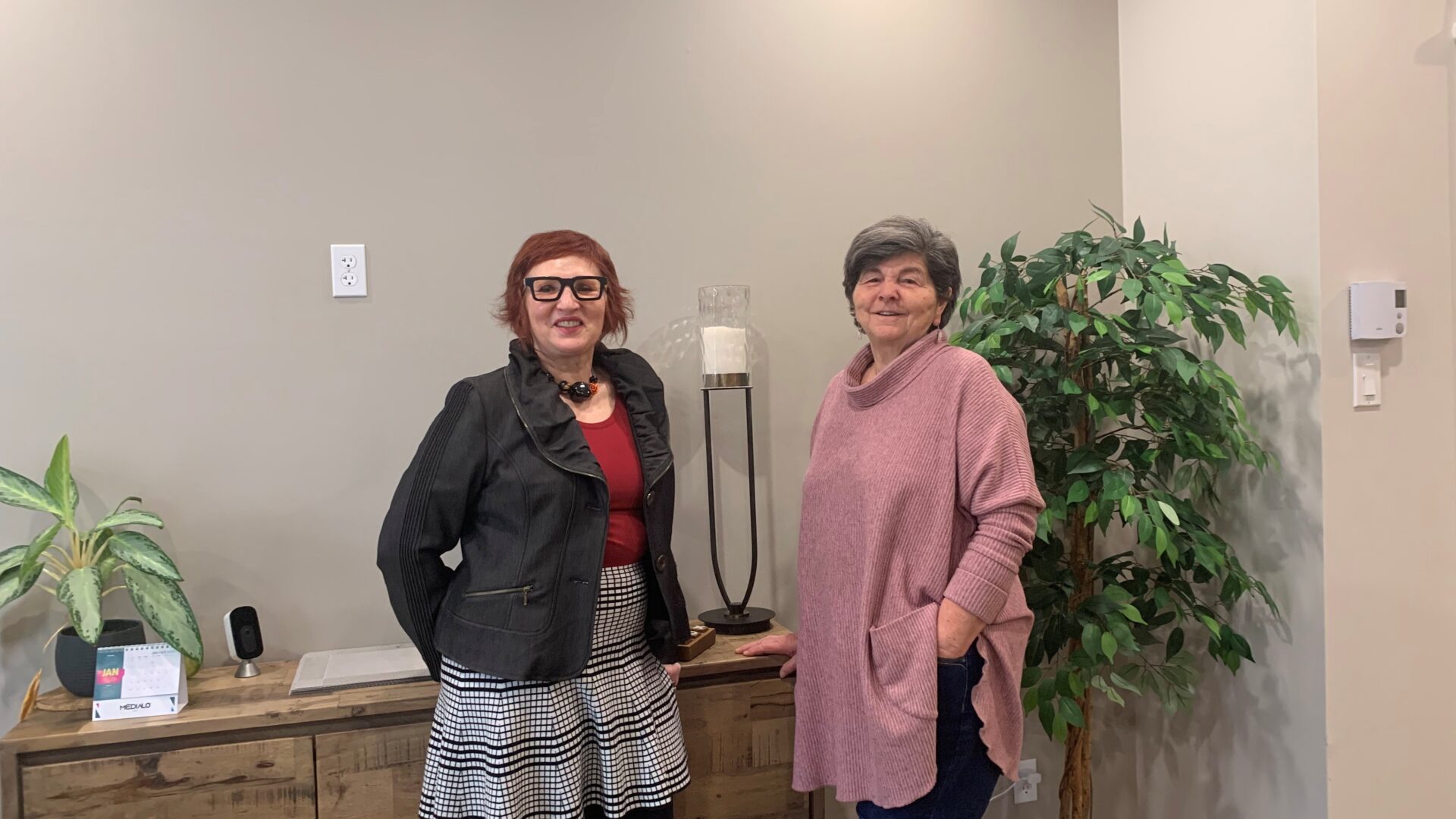 Dominique Bloor et Gabrielle Dubé, cofondatrices de VIA VOX / Parole Vivante. Photo Médialo – Emmanuelle M.-Verschaeve