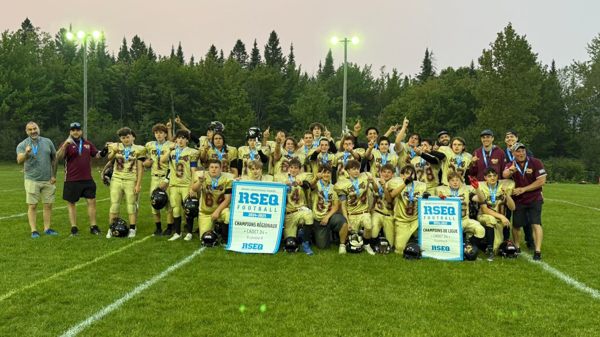 Le football reprend pour la saison printanière à la Polyvalente des Monts. Photo courtoisie 