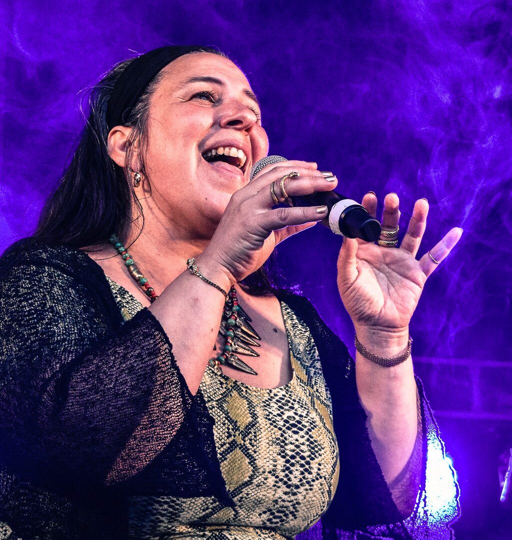 L’auteure-compositrice-interprète Gabi Macaluso va présenter son projet musical La Grande Bon’yenne de Sainte-Agathe-des-Monts. Photo Valérie Charlebois 