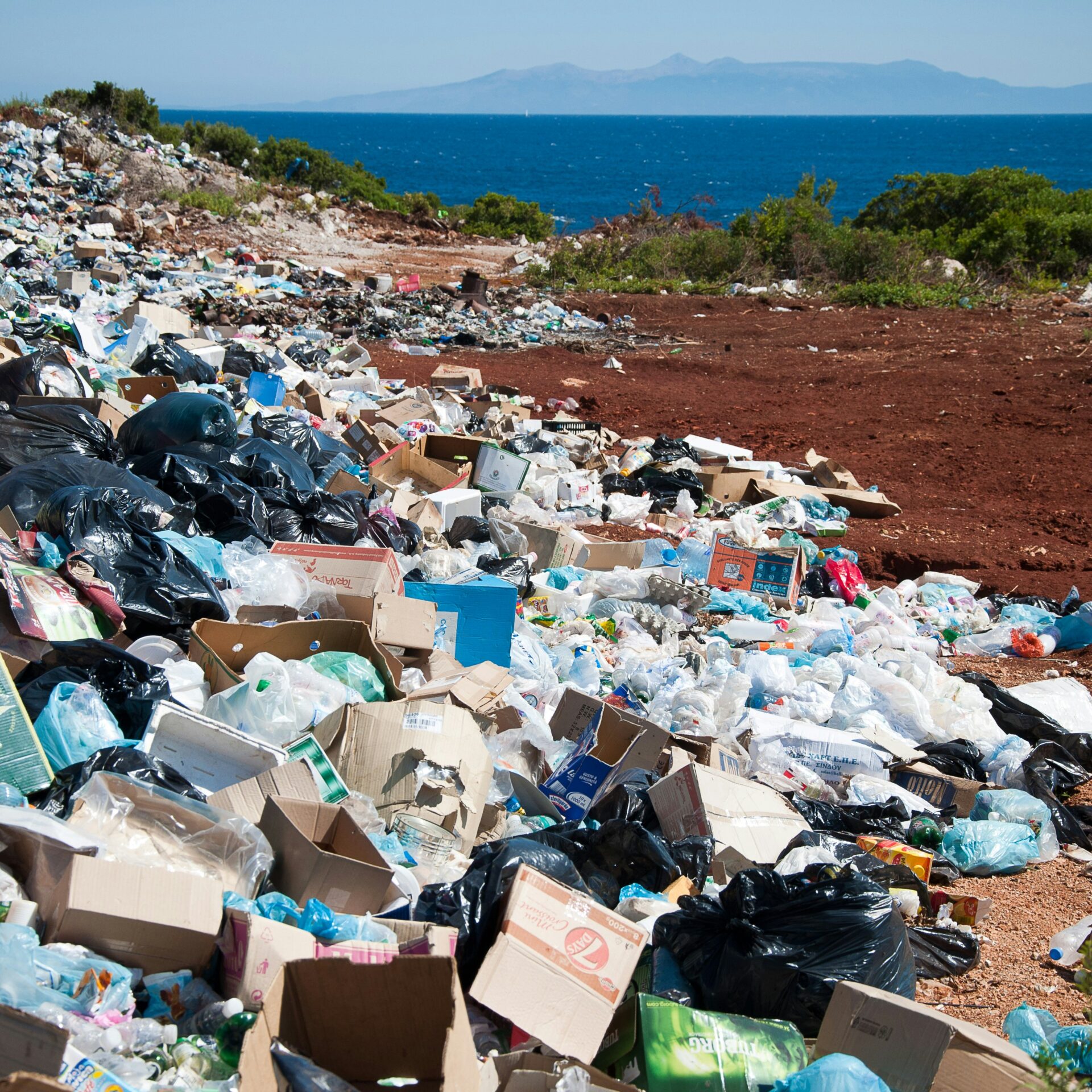 Il reste beaucoup de travail à faire pour éviter l’enfouissement des déchets.  Photo Unsplash 