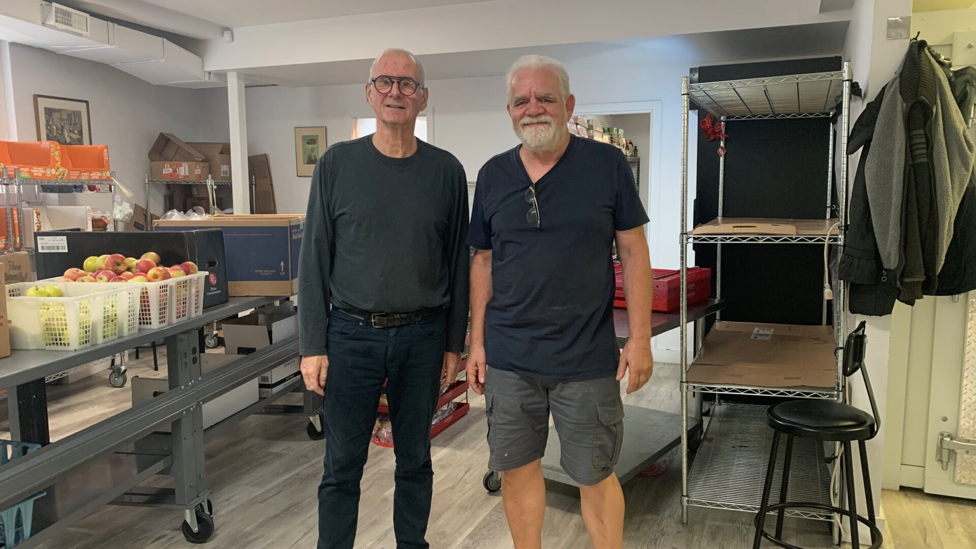 Gaétan Chateauneuf, et Claude Joly, président et vice-président bénévoles du conseil administratif de la BA de Sainte-Agathe. Photo Médialo / Emmanuelle M.-Verschaeve