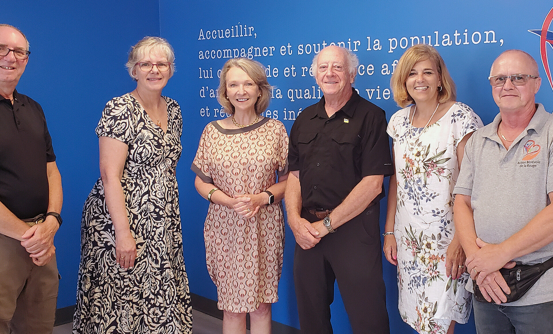Sur la photo : Michel Laplante, Marlène Tanguay, la ministre Sonia Bélanger, Pierre-Antoine Guinard (administrateur à l'ABR), la députée Chantale Jeannotte et Michel St-Cyr (coordonnateur à l’ABR).
Photo Bureau de la députée Chantale Jeannotte