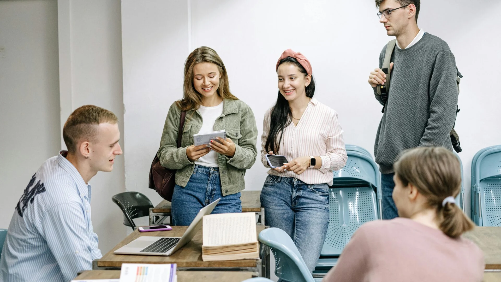 Pourquoi ne pas faire la différence et se joindre au comité jeunesse de la MRCAL?
(Photo Pexels)