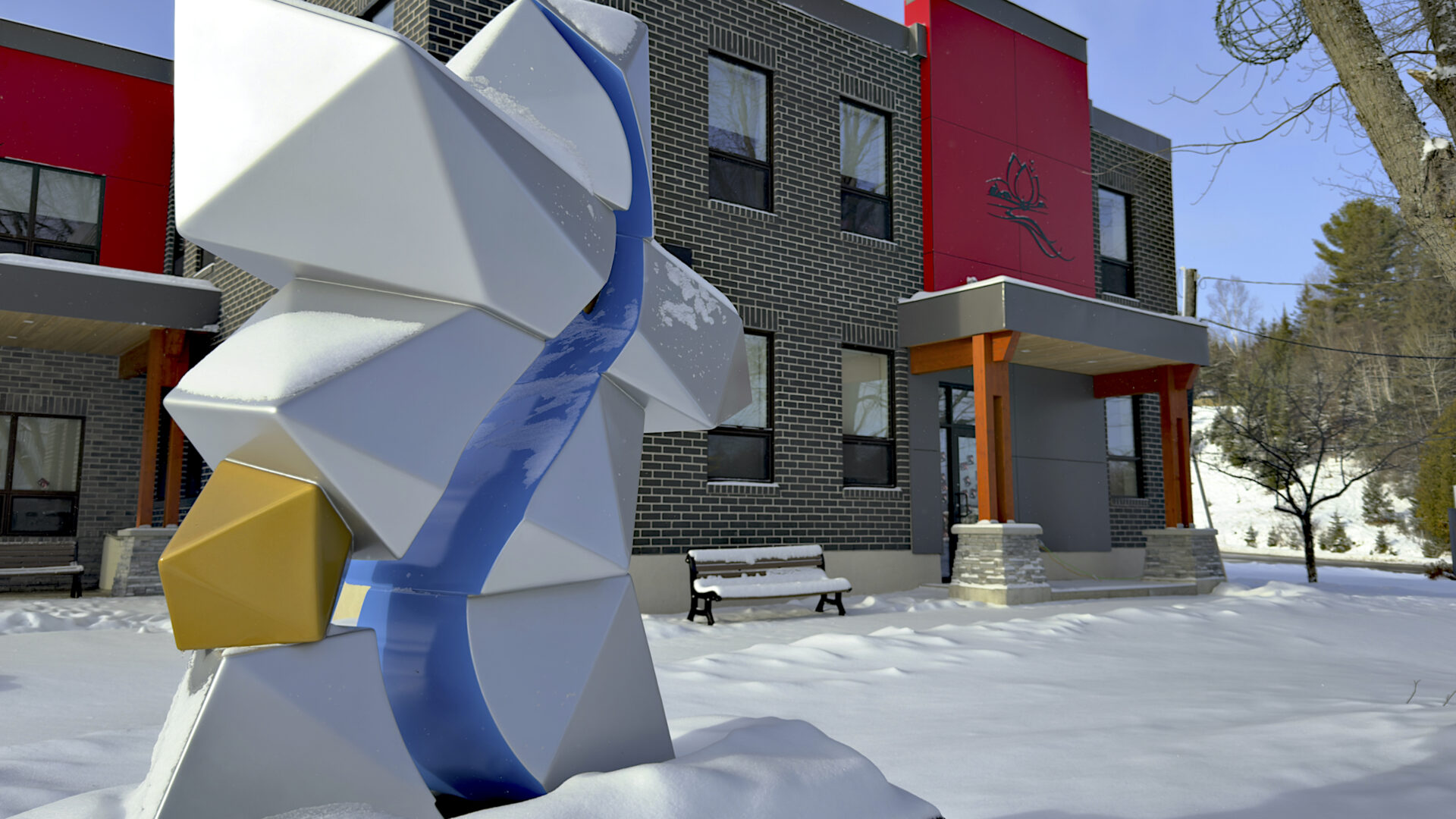 L’œuvre de l’artiste Francis Montillaud qui fait maintenant partie de l’hôtel de ville de Rivière-Rouge.
(Photo Medialo - Ronald McGregor)