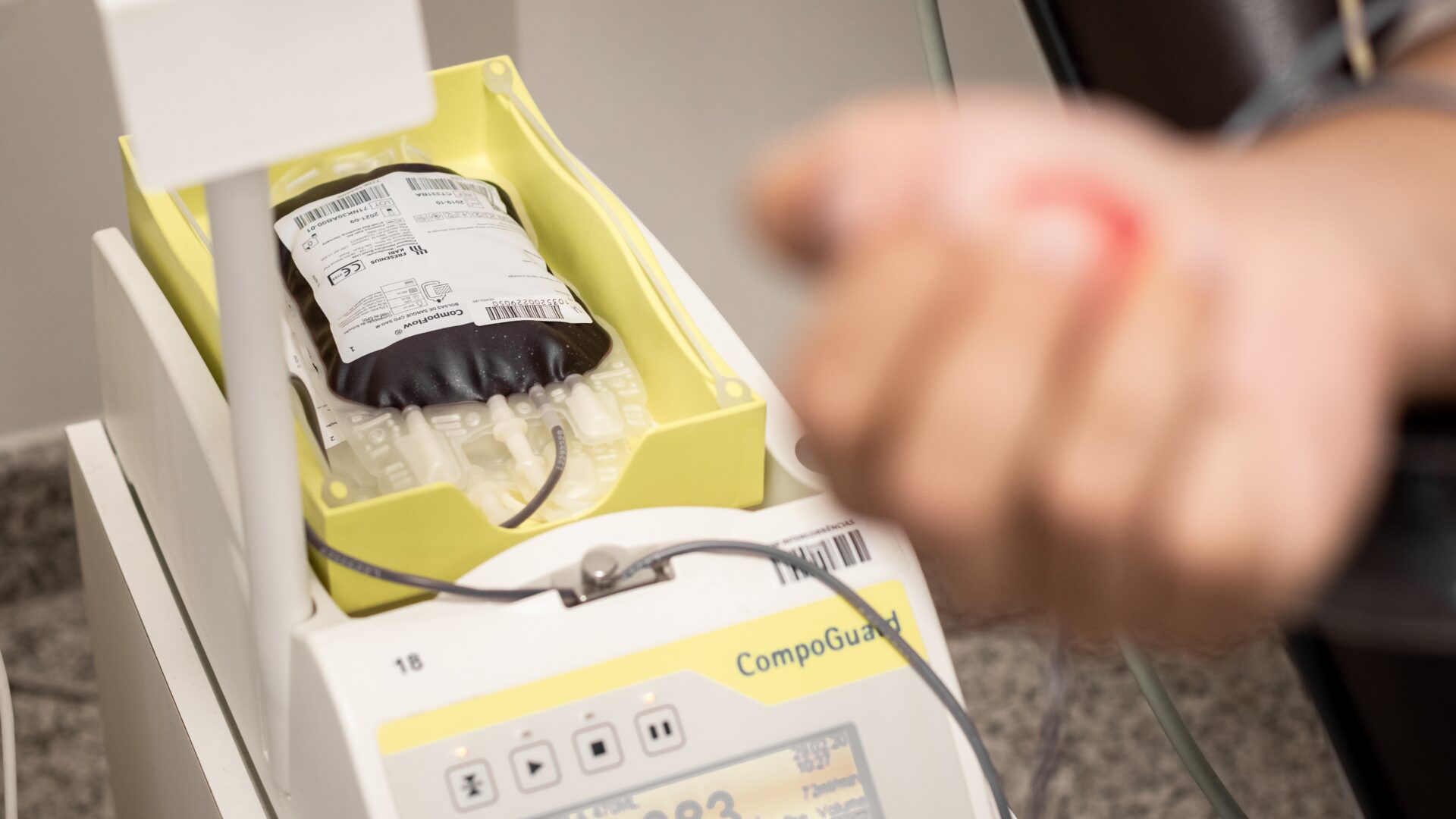 Qui donnera de son précieux sang pour sauver une vie le 13 avril?
(Photo Medialo — Archives)