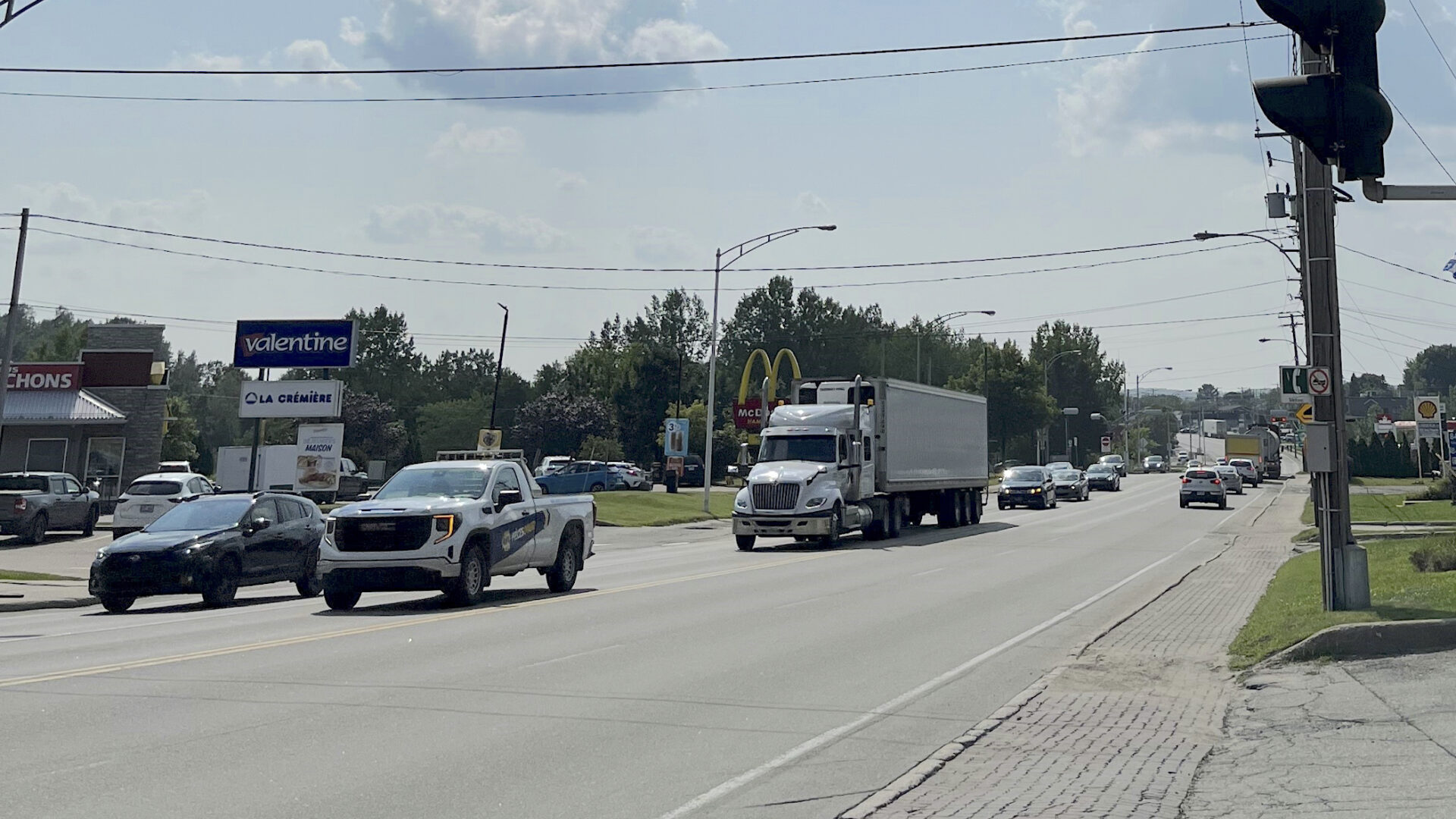 Mont-Laurier, ville de services des Hautes-Laurentides. Deux nouvelles voies sont officialisées. (Photo Medialo - Maxim Ouellette-Legault)