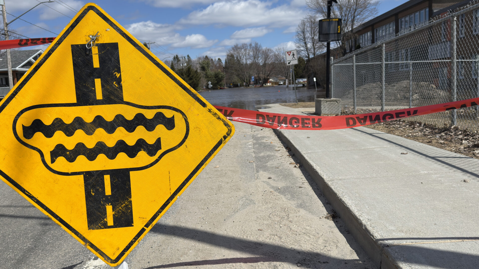 Rivière-Rouge le 20 avril.
(Photo Medialo - Ronald McGregor)