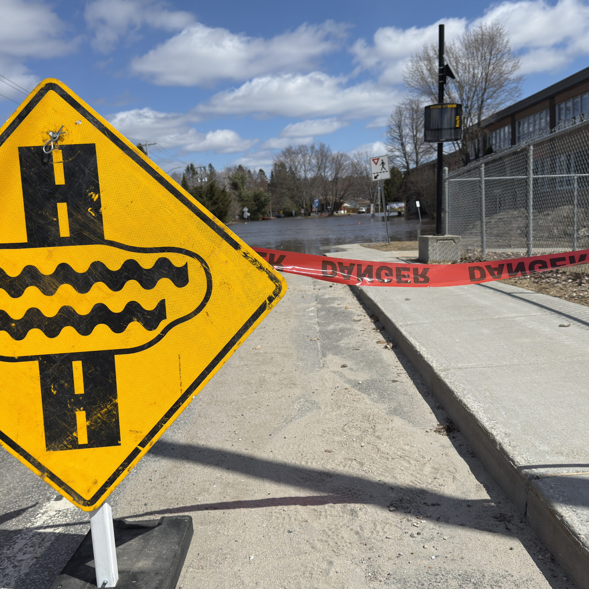 Rivière-Rouge le 20 avril.
(Photo Medialo - Ronald McGregor)