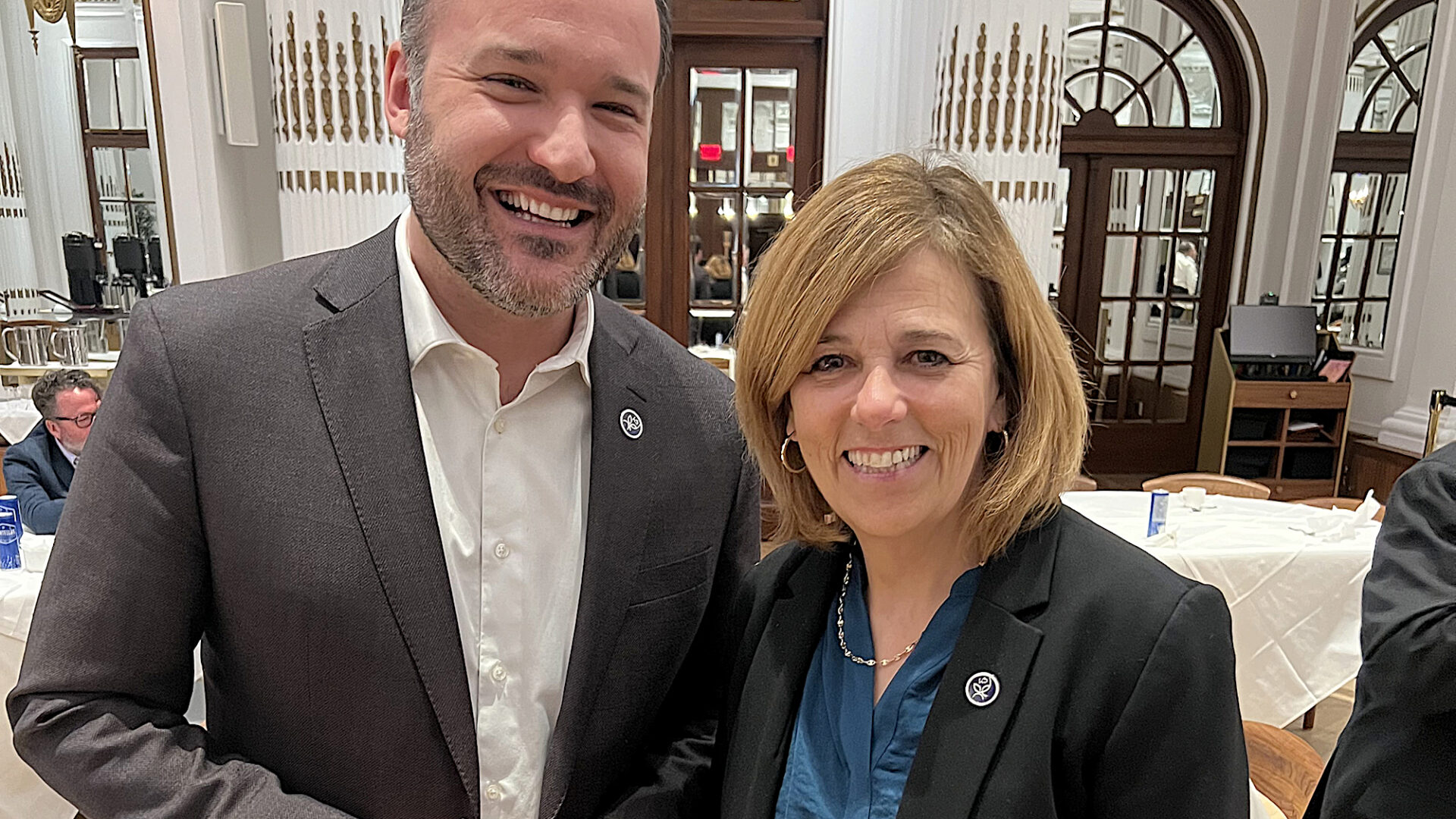 Le ministre de la Culture et des Communications, Mathieu Lacombe et la députée de Labelle, Chantale Jeannotte.
(Photo Bureau de la députée Chantale Jeannotte)