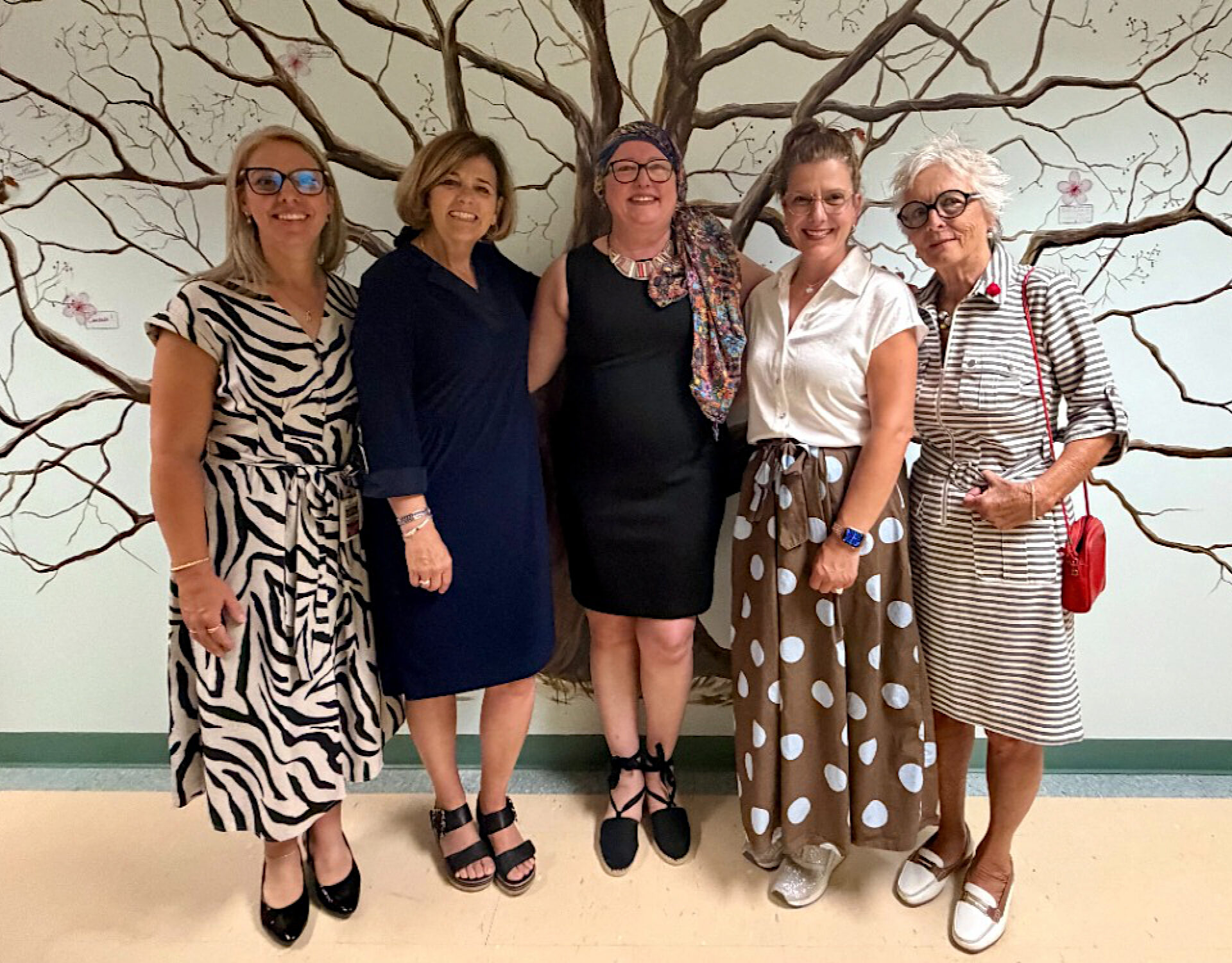 Lors du dévoilement : Fanny Courchesne, Chantal Jeannotte, Marie-Hélène Gaudreau, Cristina Romero et Maryse Brunet-Lalonde.
(Photo gracieuseté)
